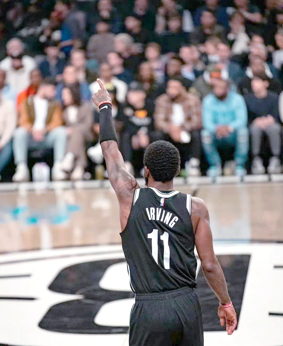 76人横扫步行者,欧文刷新纪录 76人横扫步行者,欧文刷新纪录