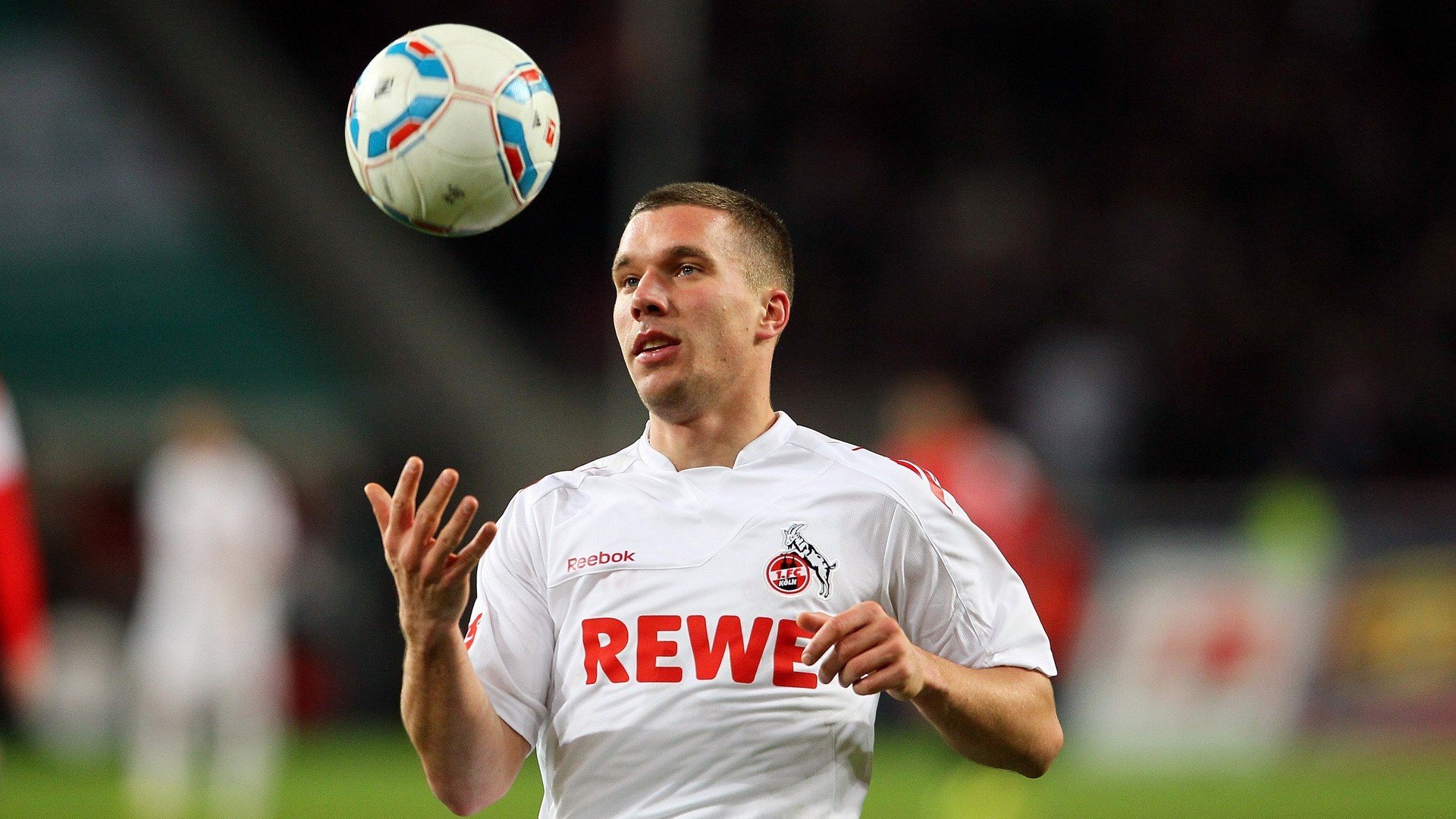 火箭碾压步行者，易建联刷新纪录，中国力量闪耀NBA赛场